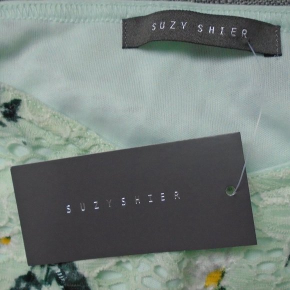 SUZY SHIER Spaghetti Strap Floral Tank Top - Picture 3 of 6